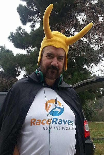 Daniel Roth repping RaceRaves at The Super Run in Long Beach, CA