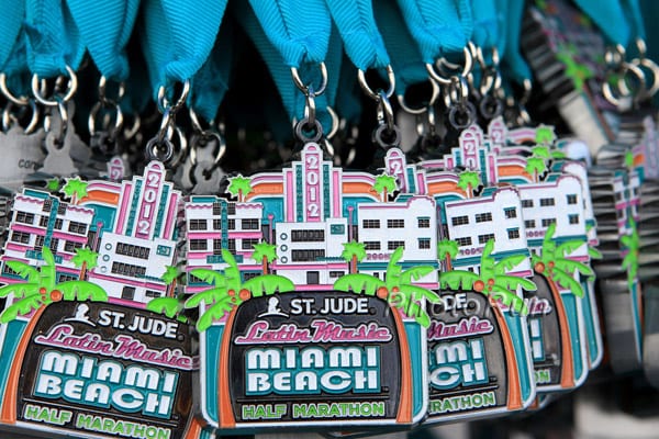 Rock ‘n’ Roll Latin Music Miami Beach 1/2 Marathon logo on RaceRaves